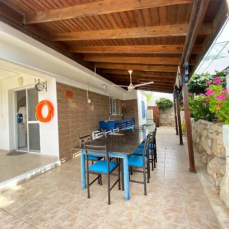 Villa Helios House