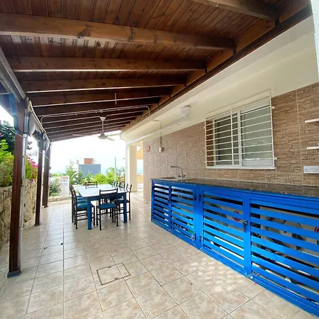 Villa Helios House