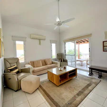 Βίλα Helios House Μέσα Χωριό